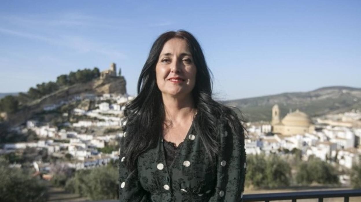 La alcaldesa de Montefrío, Remedios Gámez, en una foto de archivo