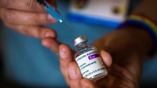 Andalucía cita desde el lunes a los menores de 60 para la segunda dosis de la vacuna AstraZeneca