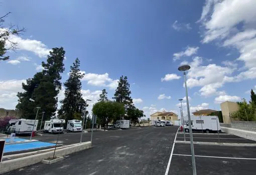 Nuevo estacionamiento habilitado en Cabra para las caravanas