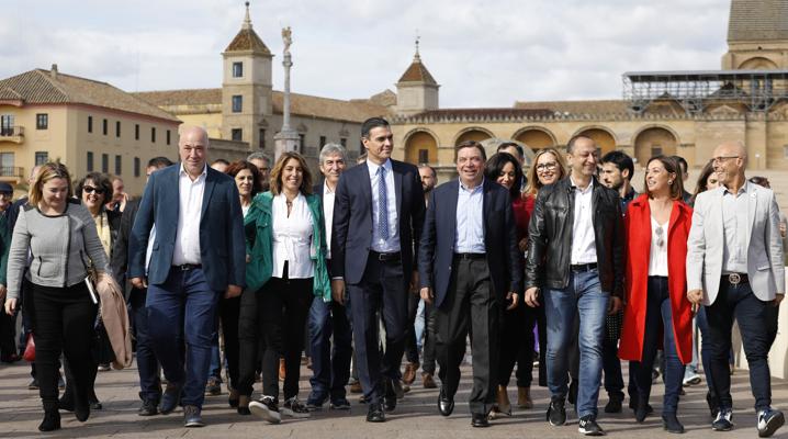 Visita a Córdoba de Pedro Sánchez en noviembre de 2019, junto a Susana Díaz y otros dirigentes, para dar un mitin