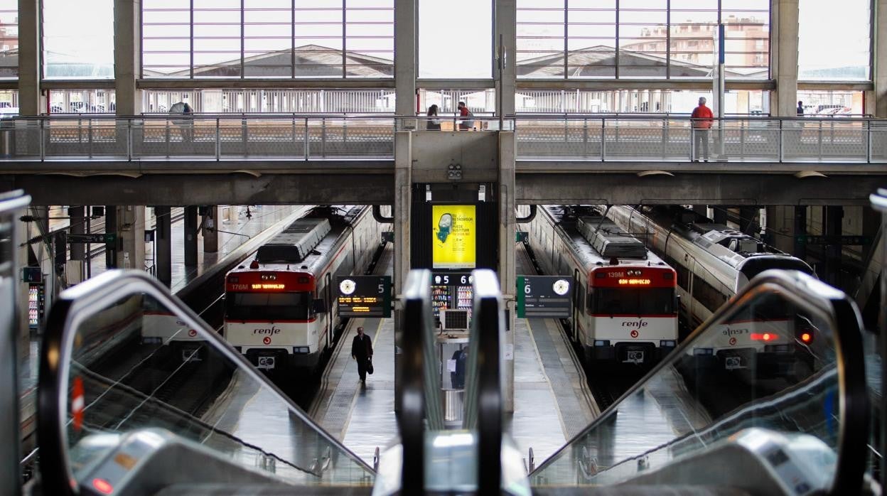 Andenes en la estación de tren de Córdoba