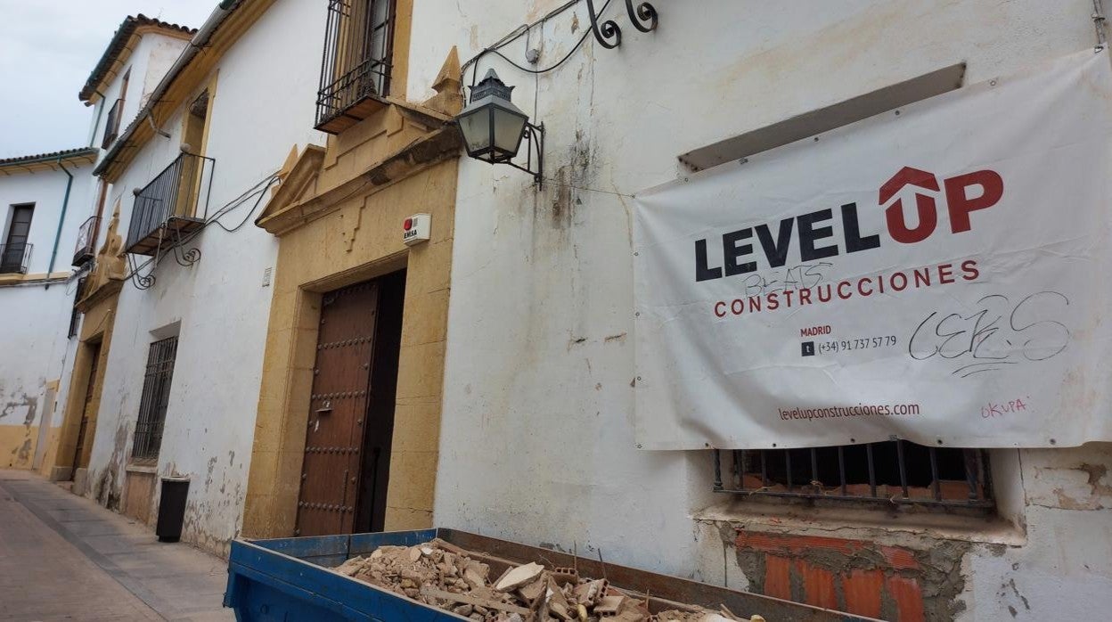 Una de las casas señoriales adquiridas en Caldereros con las primeras catas arqueológicas