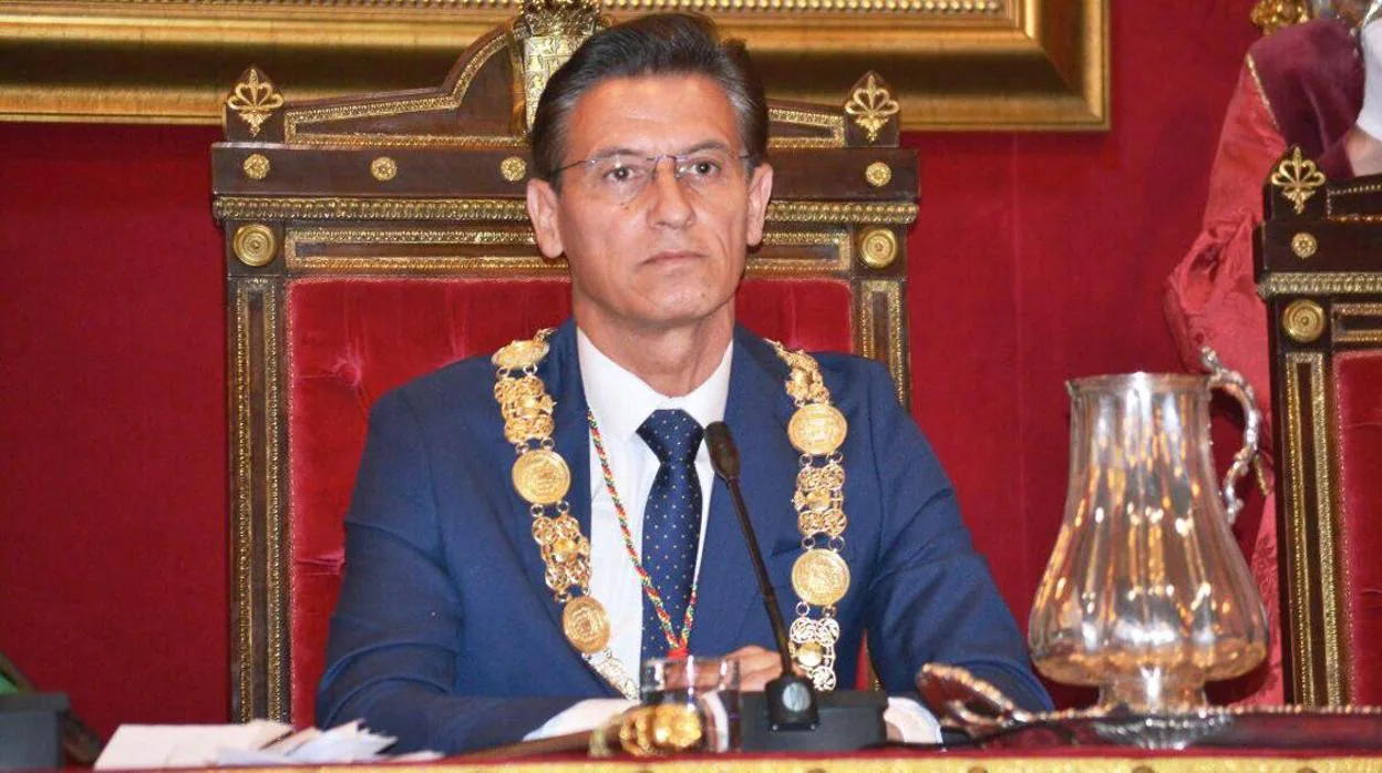 Luis Salvador, alcalde de Granada