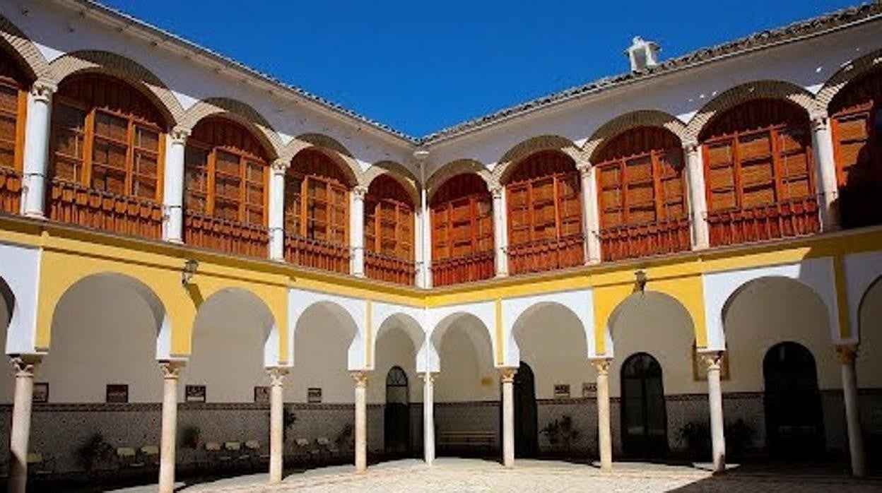 Claustro de las Escolapias de Cabra