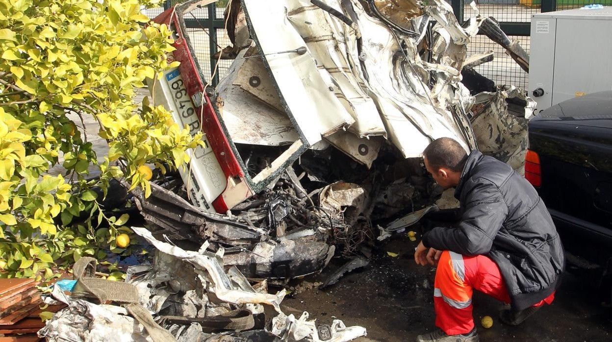 Estado en que quedó uno de los vehículos en el accidente de La Rambla de 2012