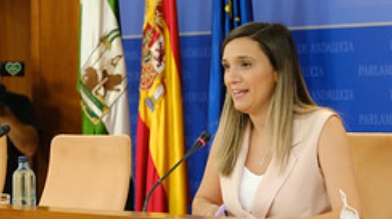 La nueva portavoz adjunta del PSOE andaluz, María Márquez este miércoles en el Parlamento