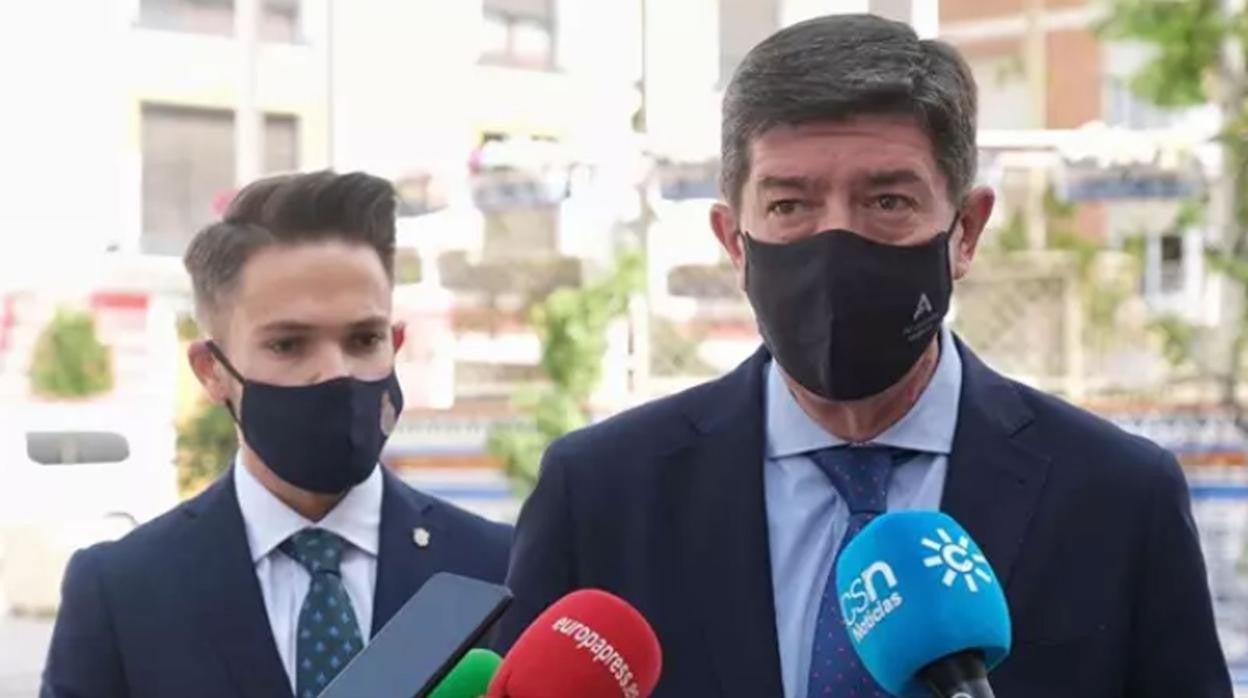 Juan Marín, este sábado durante su comparecencia ante los medios