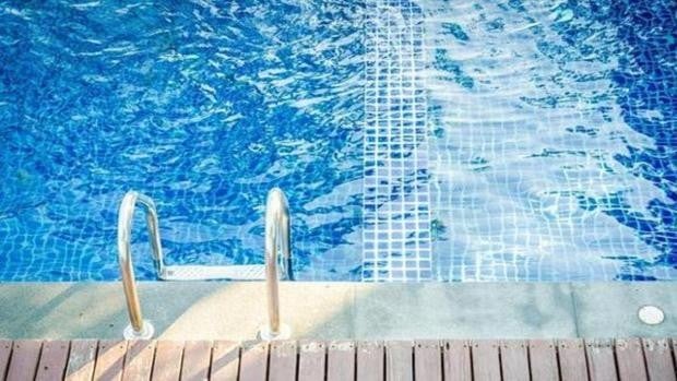 Hallan a un varón de 48 años fallecido en una piscina de Sanlúcar de Barrameda