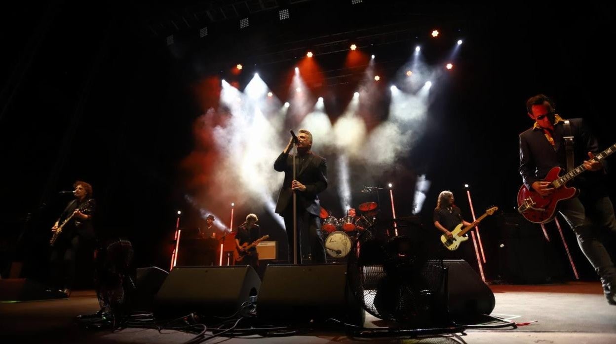 Loquillo antes de suspender el concierto en Córdoba