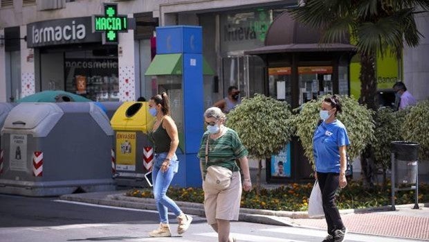Los contagios por Covid se desatan en Granada y superan los 400 diarios