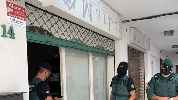 Cesan al sindicalista de Tussam detenido por blanqueo de dinero de los narcos en Cádiz