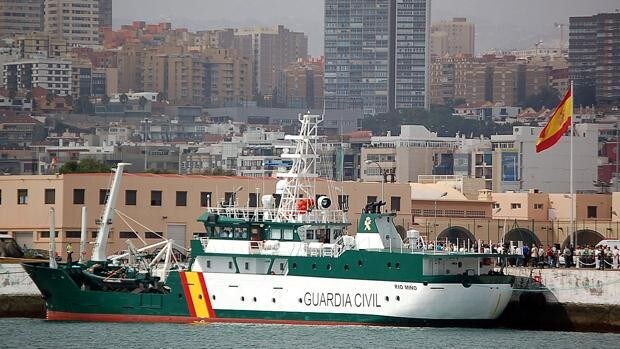 Un brote de Covid deja bajo mínimos la patrullera de la Guardia Civil que controla las pateras entre Orán y Almería
