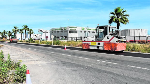 La reforma de la variante de Puente Genil, a punto de concluir tras una inversión de 1,5 millones