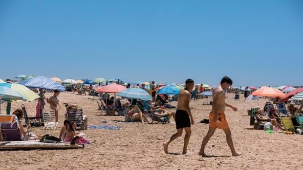 Punta Umbría saldrá del toque de queda al bajar de los mil casos de Covid en menos de una semana