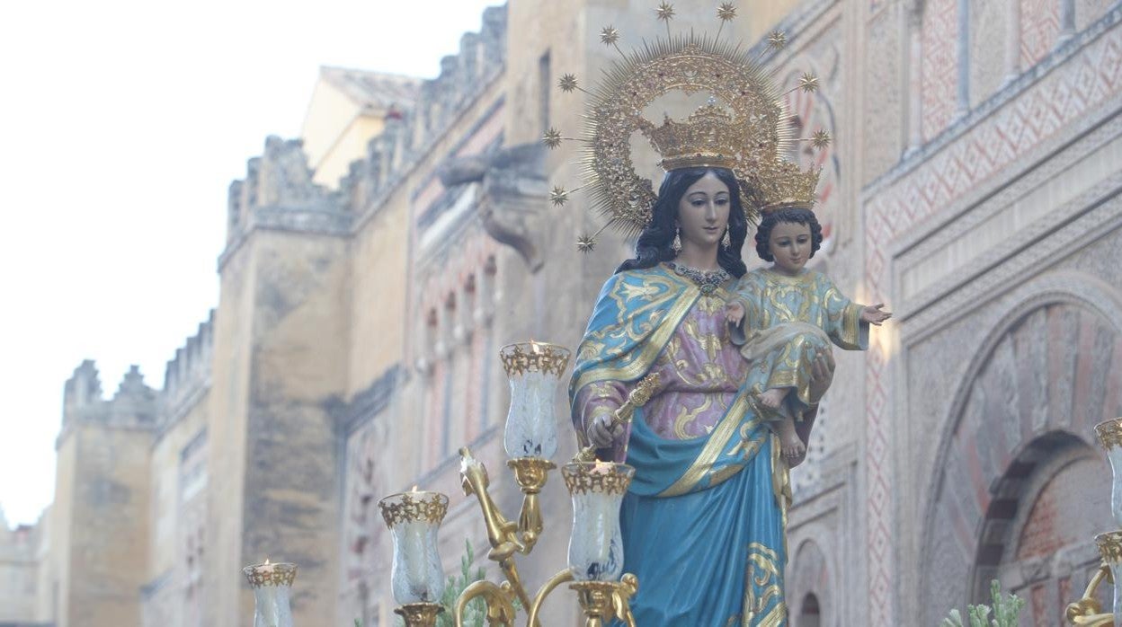 María Auxiliadora, durante la procesión extraordinaria del 22 de septiembre de 2018