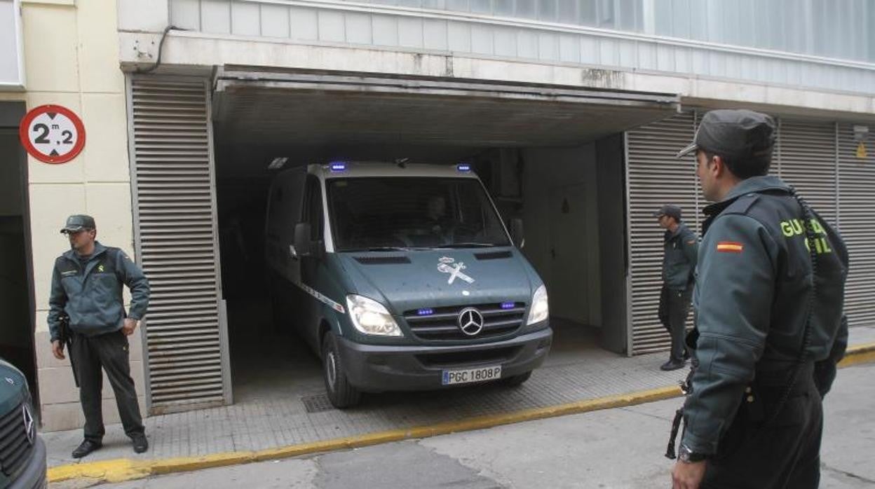 Guardia Civil en el Juzgado de Peñarroya en una imagen de archivo