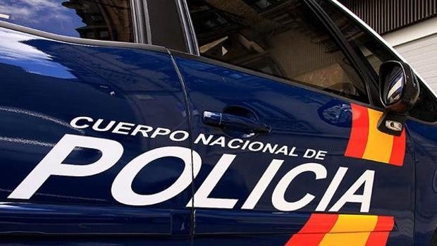 Asaltan una vivienda con pistolas y navajas en Málaga para robar sólo 800 euros