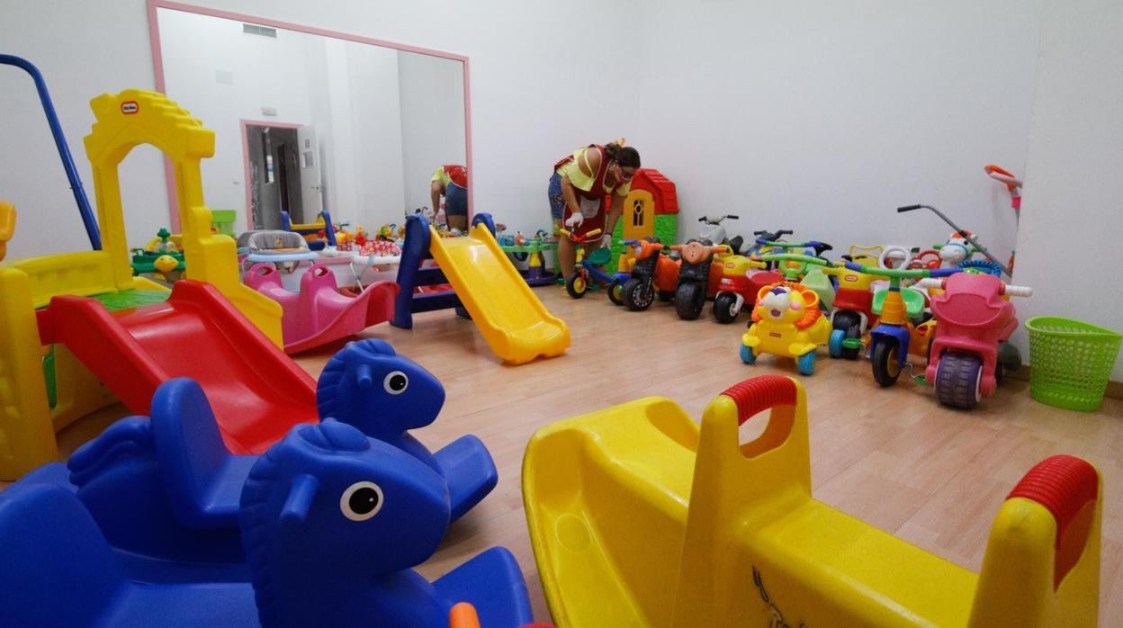 Preparativos en una escuela infantil de Córdoba