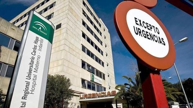 El niño fallecido por un golpe de calor quedó atrapado en el coche de sus padres en su casa en Málaga