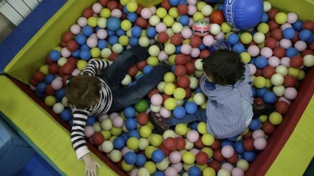 Nuevas medidas Covid en Andalucía: los parques infantiles están obligados a tener 14 días un registro de asistentes