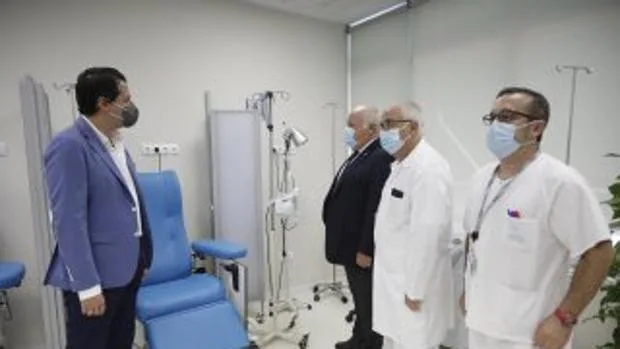 El Reina Sofía de Córdoba estrena un área de infecciosos con un hospital de día