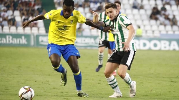 Las notas de los jugadores del Córdoba CF ante el Cádiz B