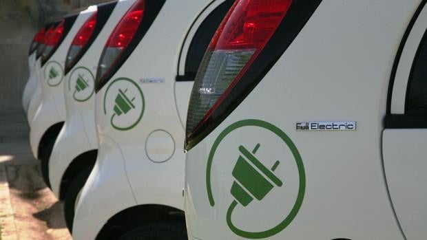 Ya se pueden solicitar las ayudas para vehículos eléctricos y puntos de recarga en Andalucía