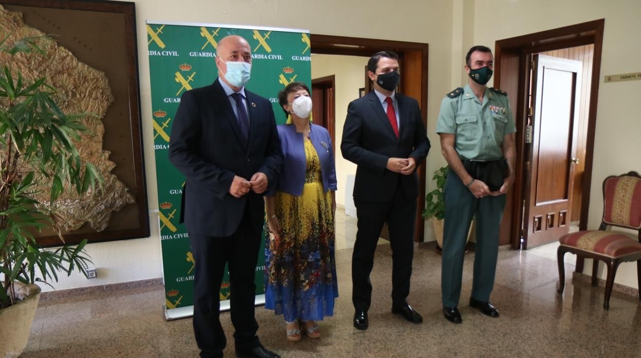 Antonio Ruiz, Rafaela Valenzuela, José María Bellido y Juan Carretero, en la presentación de los actos