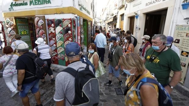 Córdoba salda el verano con 91.400 turistas más que en 2020 apoyado en el visitante nacional