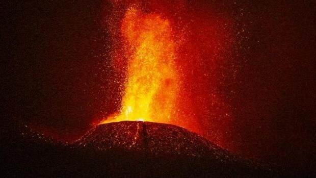 La Aemet no prevé por ahora que la nube de dióxido de azufre del volcán de La Palma llegue a Andalucía