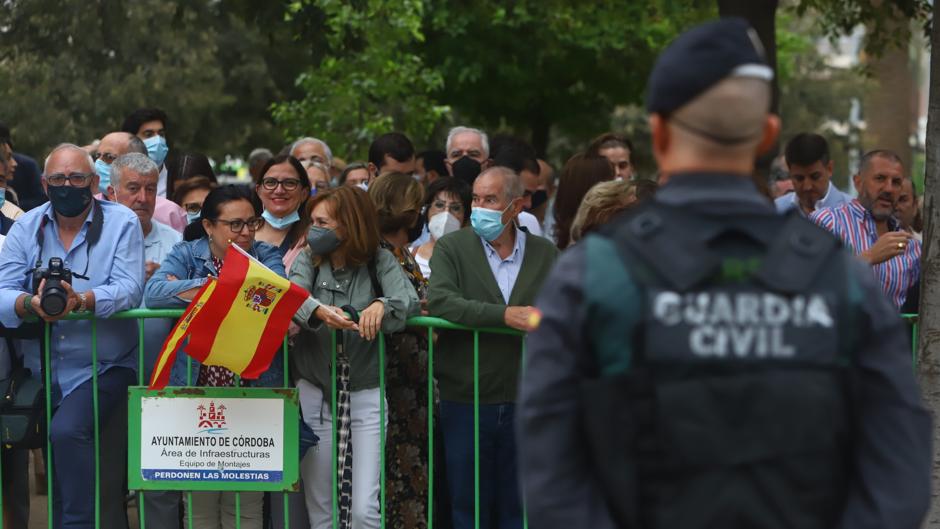 (Video) Pitadas al ministro Marlaska y al presidente Sánchez en el homenaje a la Guardia Civil en Córdoba