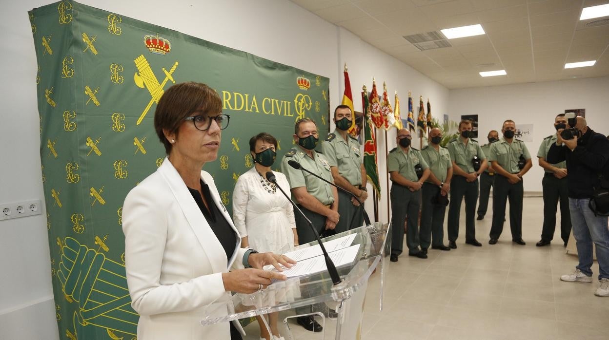 La directora de la Guardia Civil María Gámez durante la presentación de la unidad @ en Córdoba