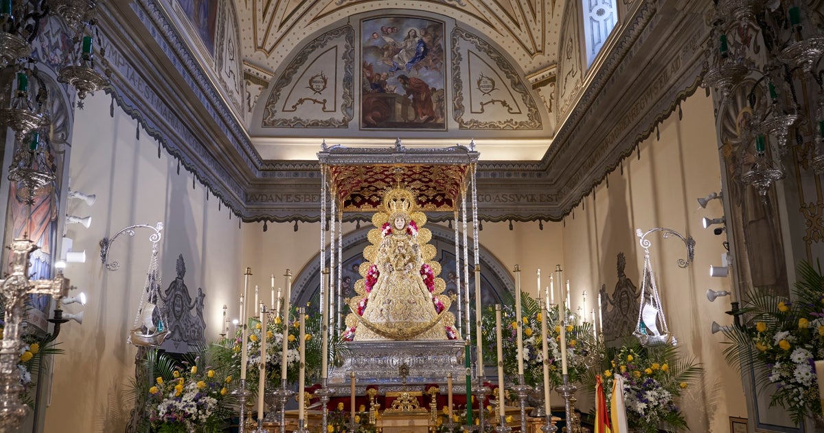 La Virgen del Rocío se encuentra desde agosto de 2019 en el altar mayor de la Parroquia de la Asunción de Almonte