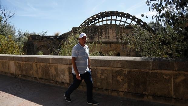 El Ayuntamiento de Córdoba se compromete a recuperar el proyecto para restaurar la Albolafia