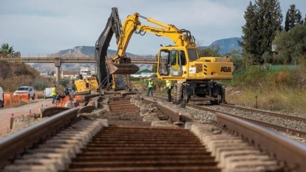 Las obras del tren 'benefician' a Málaga y Almería como las provincias con más inversiones en 2022