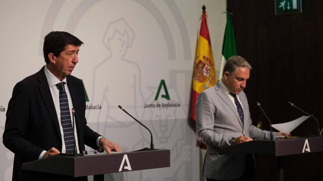 El vicepresidente de la Junta, Juan Marín, y el consejero de la Presidencia, Elías Bendodo, este miércoles