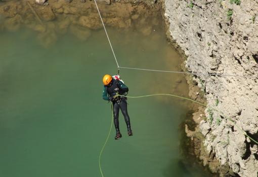 Rescate llevado a cabo por la Guardia Civil en un barranco