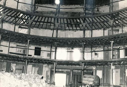 Obras en el interior del Gran Teatro de Córdoba en los años 70