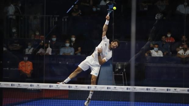 Pádel | El cordobés Javier Garrido pasa a octavos del Córdoba Open en un brillante estreno en dos sets