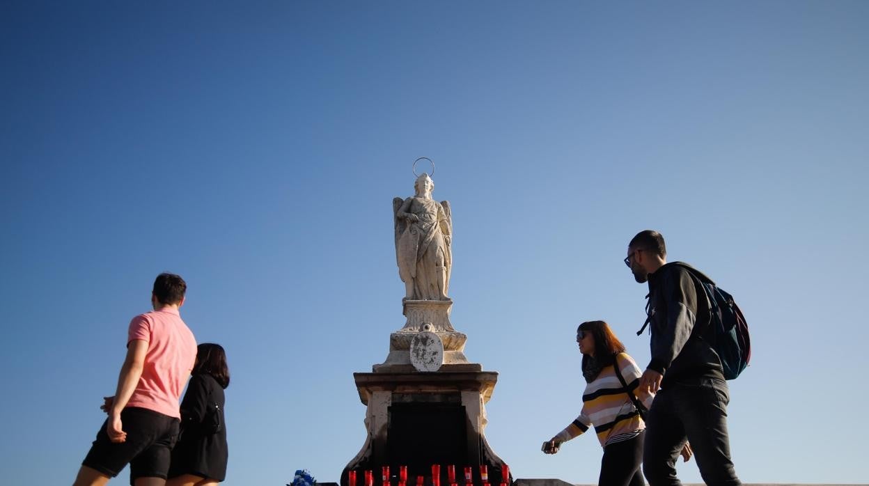 El triunfo de San Rafael del Puente Romano