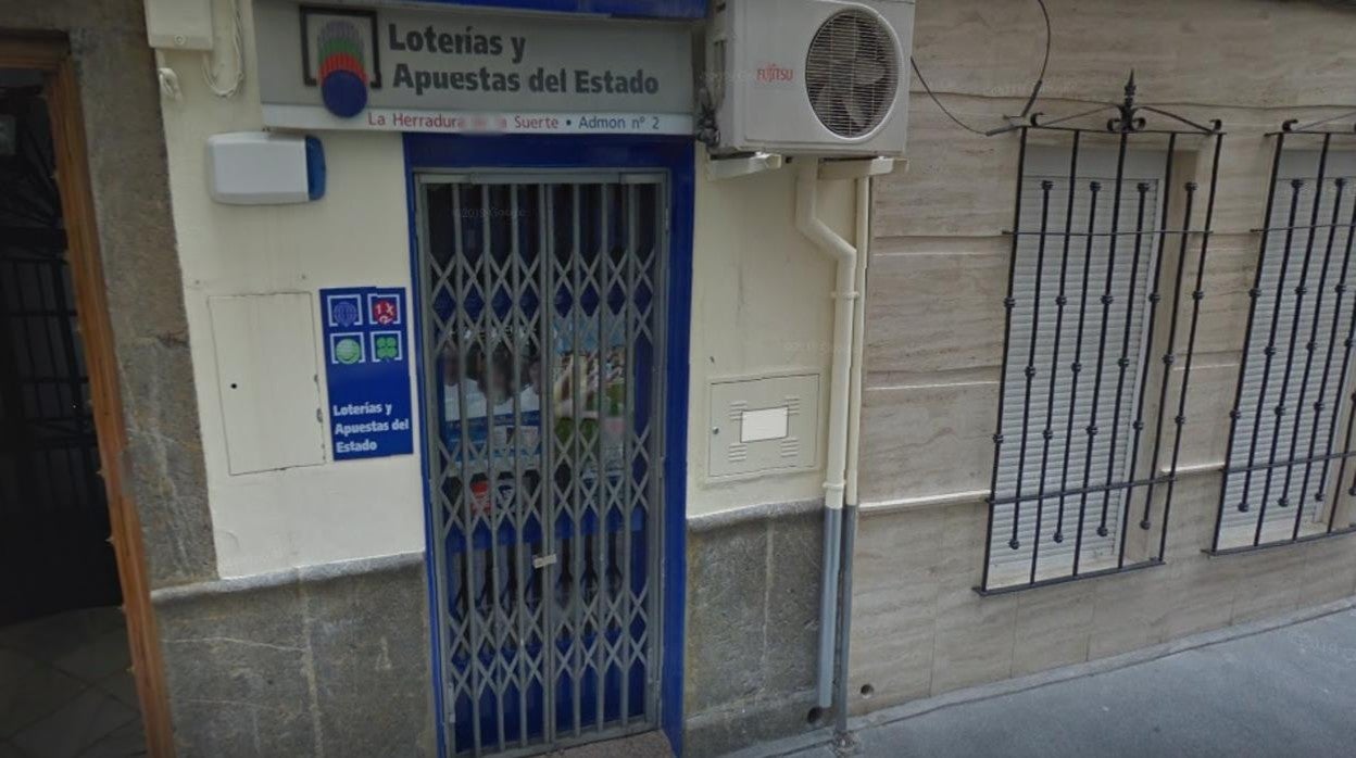 Administración de Lotería número 2 de Banea, en la calle Henares