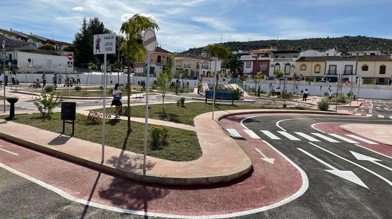 Primeras visitas al recién inaugurado parque infantil de tráfico de Priego de Córdoba