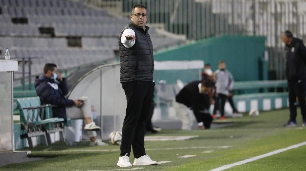 Germán Crespo en el partido ante el Montijo