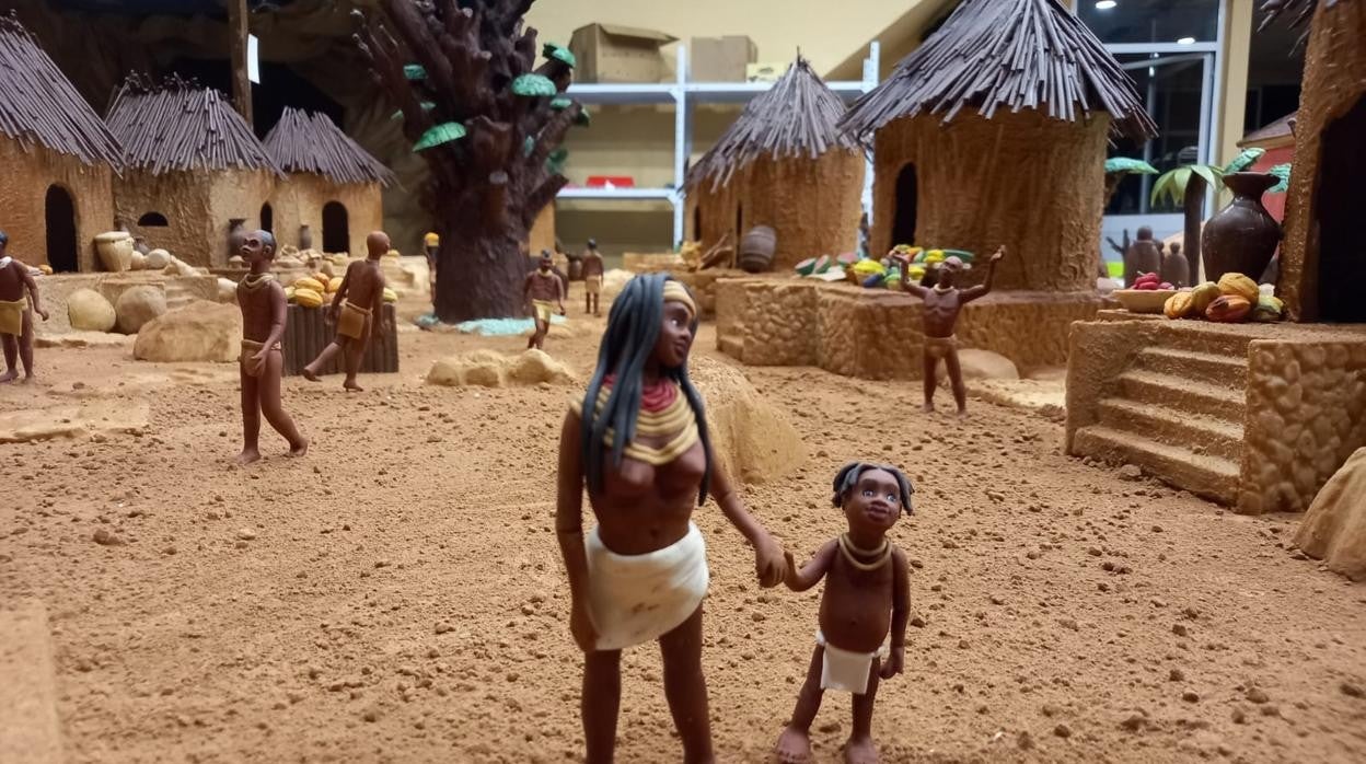 Una escena de una aldea africana representada en el Belén de Chocolate de Rute de este año