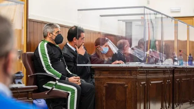 Montoya toma la palabra al final del juicio en Huelva y pide perdón a la familia de Laura Luelmo