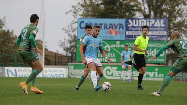 Las notas de los jugadores del Córdoba CF ante el Villanovense