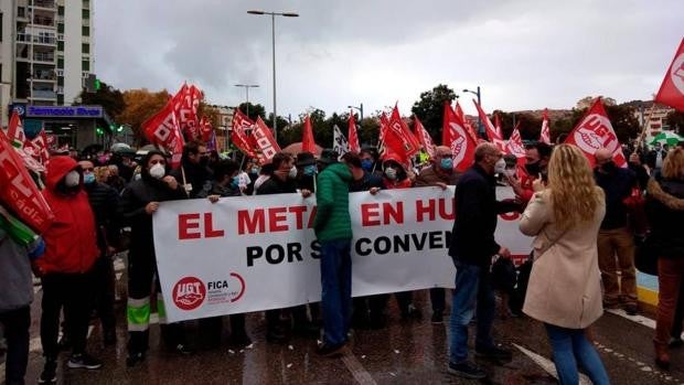 Miles de personas se manifiestan en Algeciras por el convenio colectivo del metal