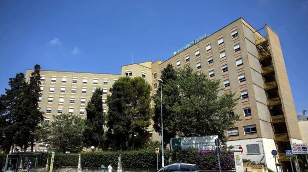 Hay 80 positivos en el hospital Regional de Málaga