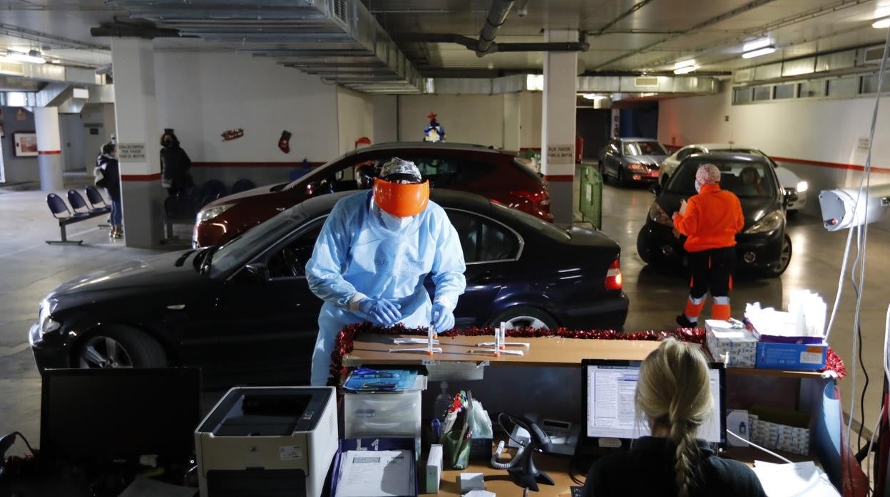 Trabajo en el autocovid de las Setas