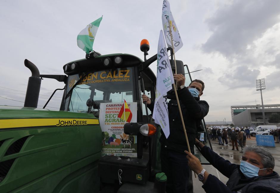 Protesta del campo | «Nos trae aquí un Gobierno y un ministro que crea más pérdidas que lo que marca la UE»